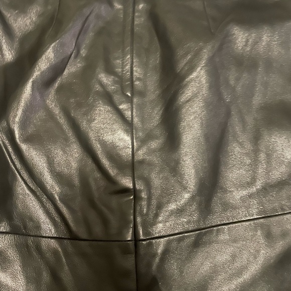 Beautiful MaxMara leather skirt - Picture 13 of 13